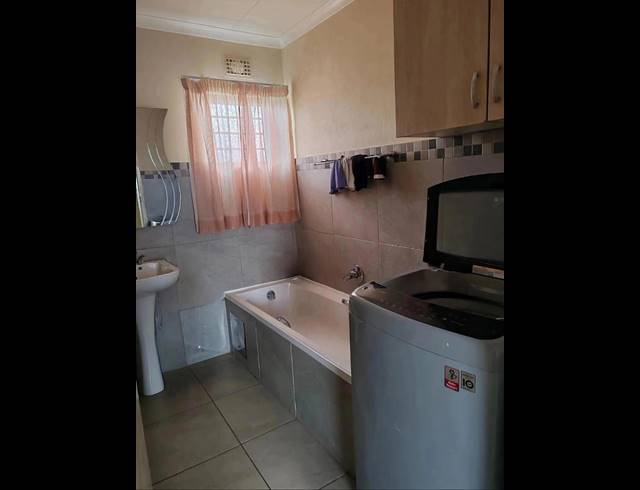 4 BEDROOM PROPERTY TO RENT IN MINDALORE